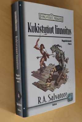 R. A. Salvatore : Kukistunut linnoitus (Pappiskvintetti 4)