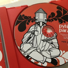 Pyhimys . Paranoid CD - pikkukuva 2