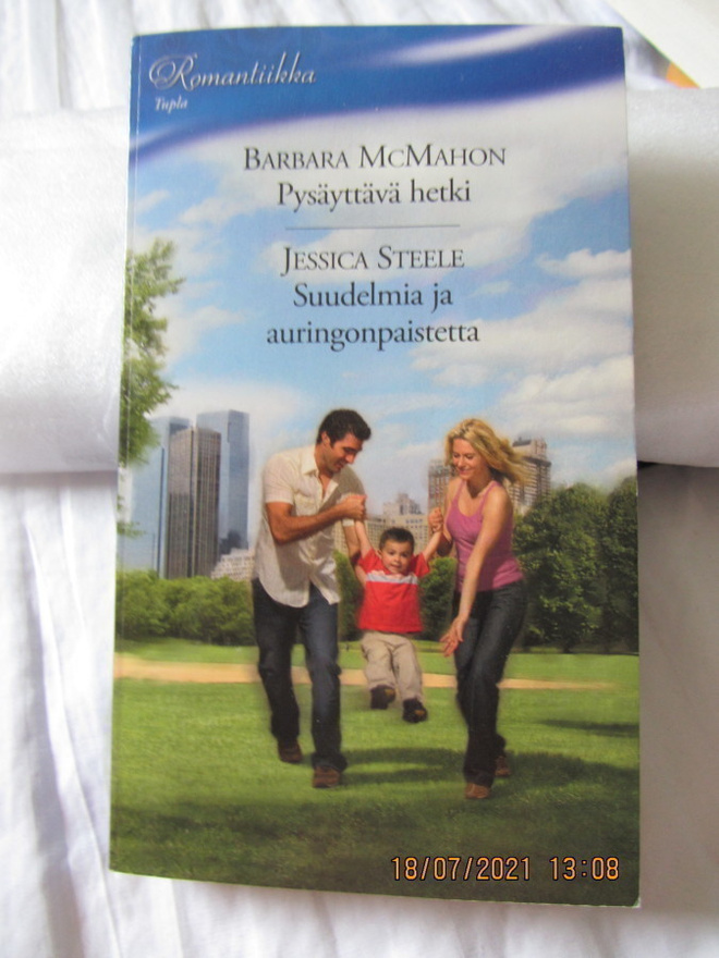 Harlequin Romantiikka tupla 31/2010 McMahon & Steele