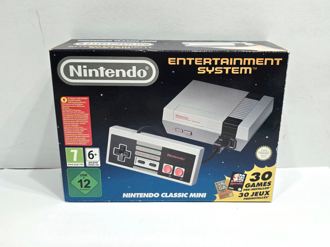 NES Classic Mini konsoli (modattu)