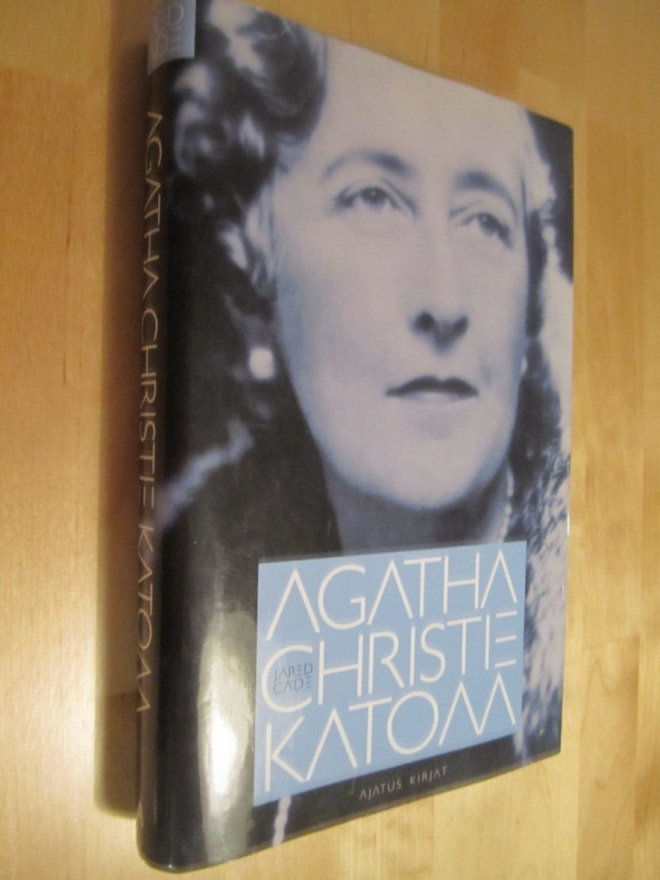 Jared Cade : Agatha Christie katoaa (2.p. 2006 )