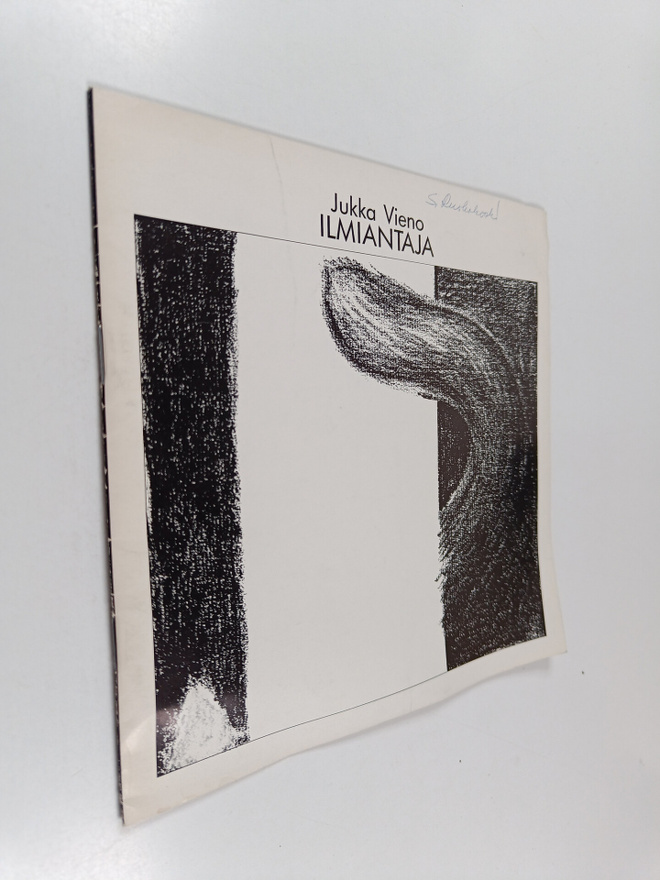 Jukka Vieno : Ilmiantaja Näytelmä
