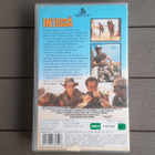 VHS: Intissä / In The Army Now (Pauly Shore 1994) - pikkukuva 2
