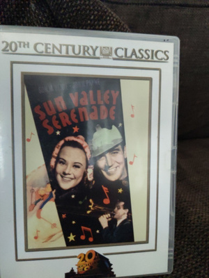 Swingin tahdissa - Sun valley serenade