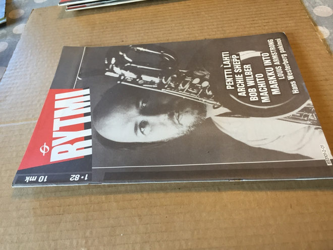 RYTMI LEHTI 1/1982 HYVÄ