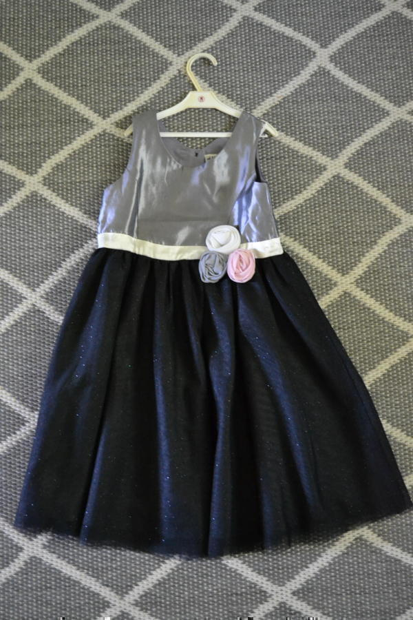 H&M musta-hopea juhlamekko 128cm