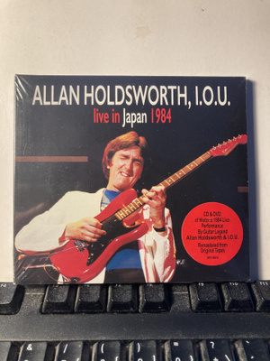 ALLAN HOLDSWORTH: Live In Japan 1984, CD + DVD, muoveissa