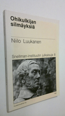 Niilo Luukanen : Ohikulkijan silmäyksiä (tekijän omiste)