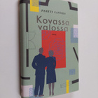 Pertti Lassila : Kovassa valossa - pikkukuva 1