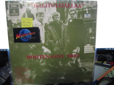 HOOTENANNY TRIO/ FINNTRIO VG+/EX- LP