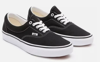 Vans Era Black/White Eri kokoja saatavilla