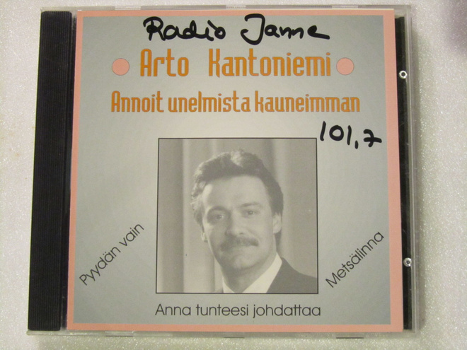 Arto Hantoniemi • Annoit unelmista kauneimman CD-EP