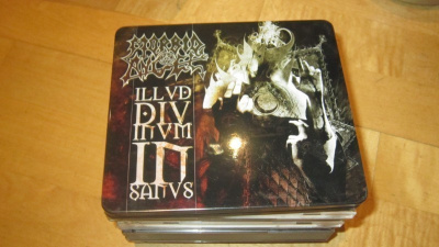 Morbid Angel – Illud Divinum Insanus peltiboxi
