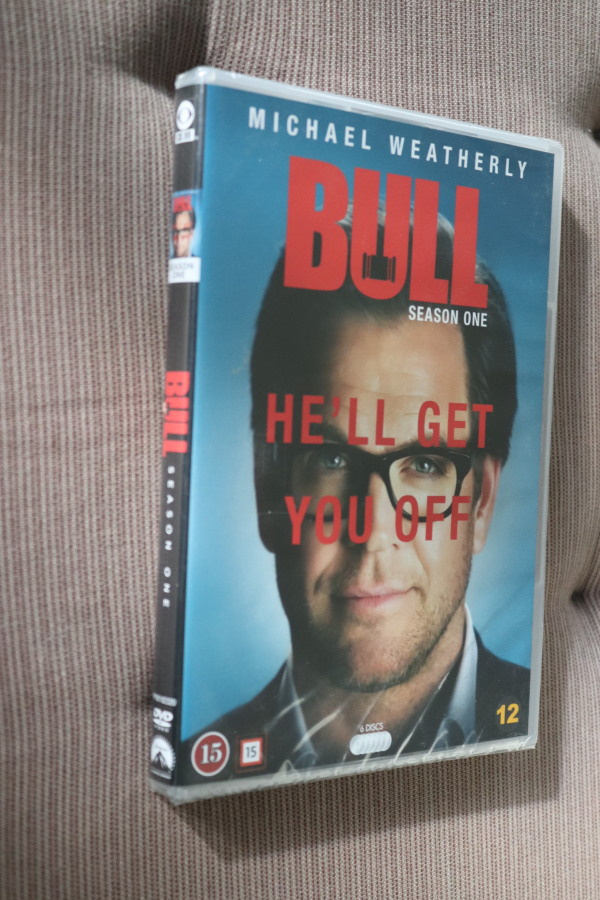 6DVD Bull kausi 1 ( 2017 uusi )