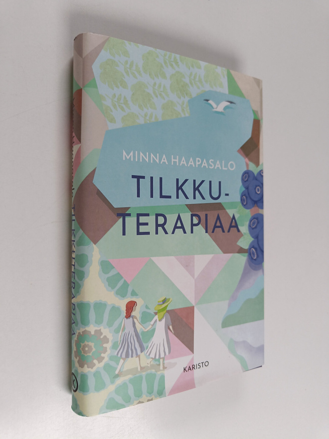 Minna Haapasalo : Tilkkuterapiaa : romaani