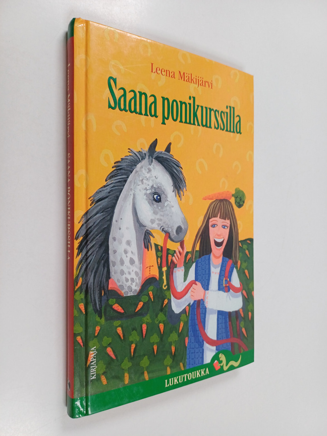 Leena Mäkijärvi : Saana ponikurssilla