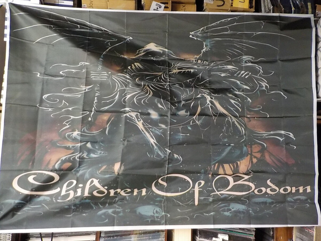CHILDREN OF BODOM UUSI ISO SEINÄLIPPU