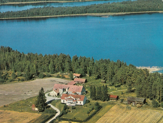 Monninsaari, Savonranta Veljekset Karhumäki N:o 6030    p121