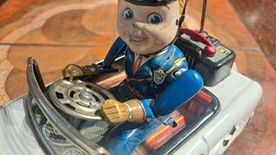 Vintage keräily peltinen poliisiauto