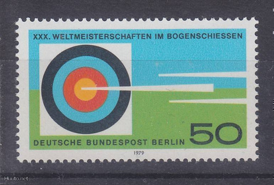 Saksa Berlin Mi 599 postituoreena