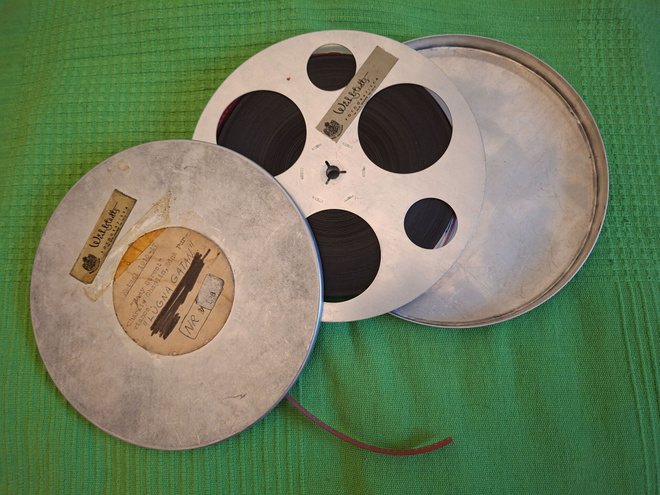 8 mm elokuva - Charlie Chaplinin "Hiljainen katu"