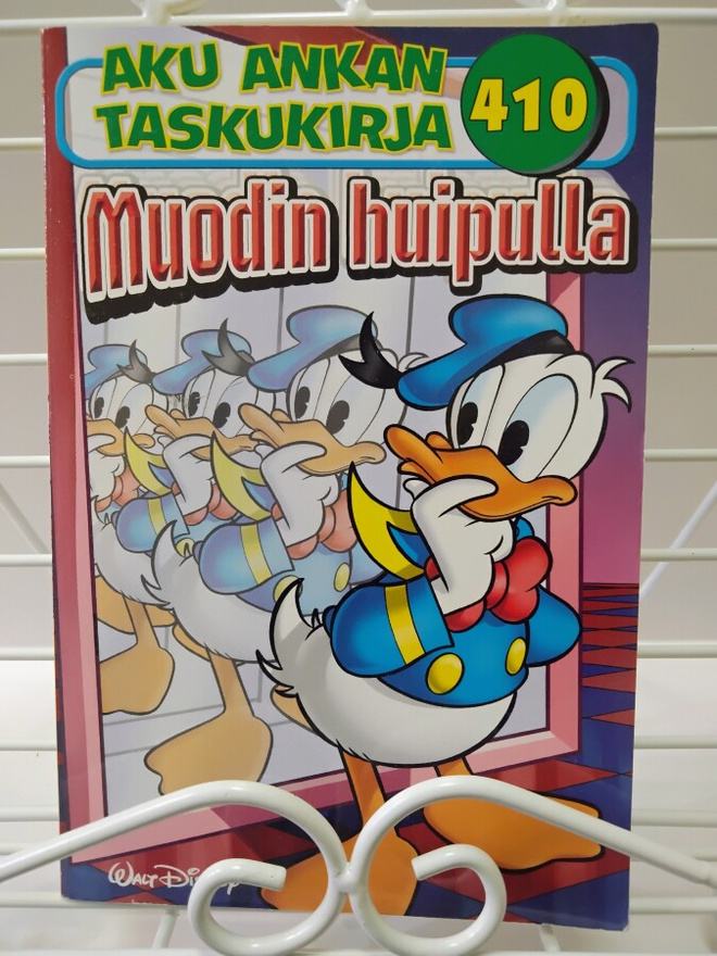 Aku Ankan taskukirja 410 Muodin huipulla