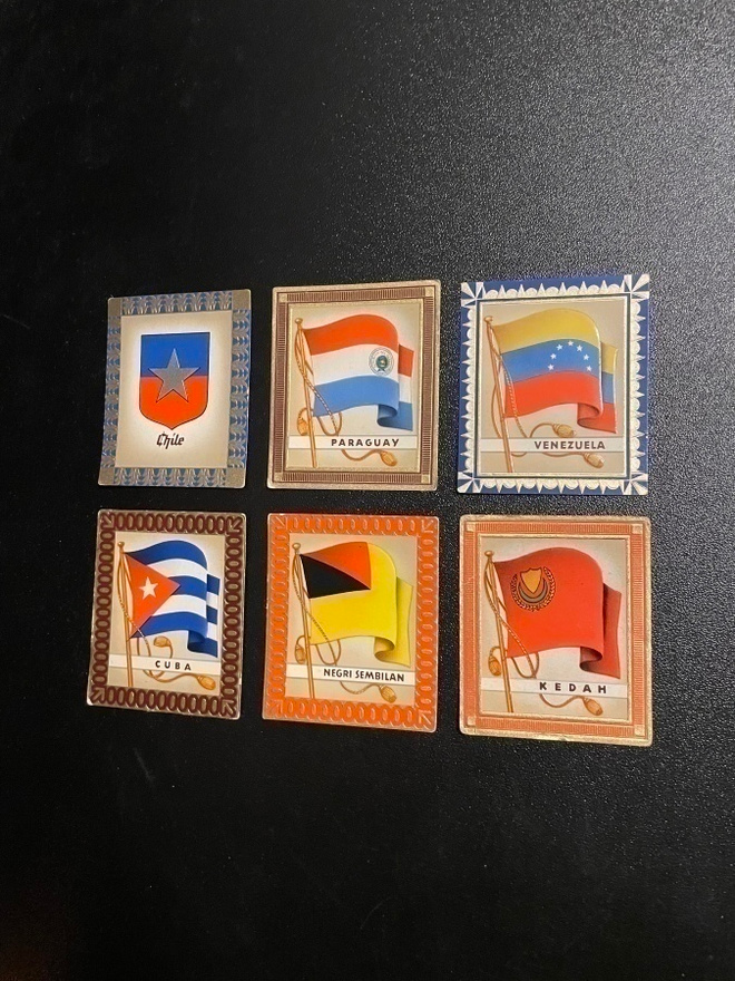 Vanhoja savuke-askin keräilykortteja  Berliini 1936