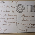 Pikkuherra juhlavassa asussa vie kukkia,  Uusi Vuosi 1918 - pikkukuva 2