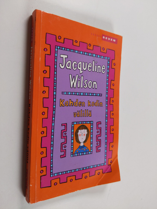 Jacqueline Wilson : Kahden kodin välillä