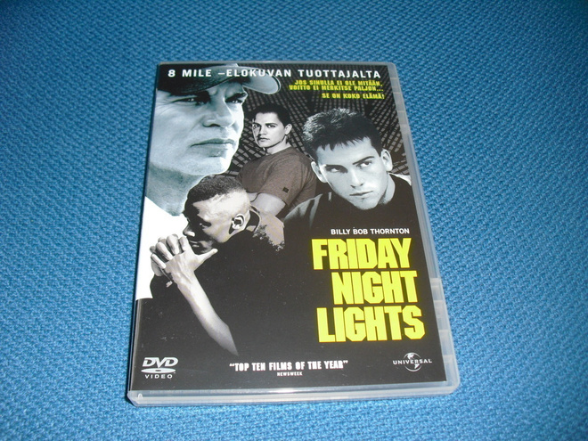 FRIDAY NIGHT LIGHTS (Billy Bob Thornton)***