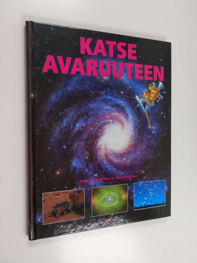 Jaqueline Mitton : Katse avaruuteen