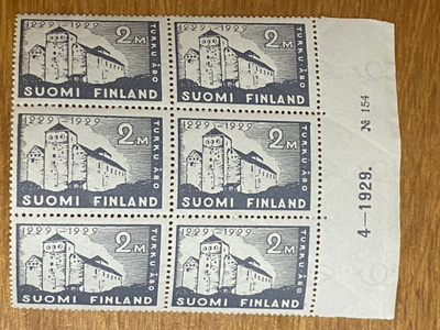TURUN 700-VUOTISJUHLA 2MK NUMERO KUUSILO**