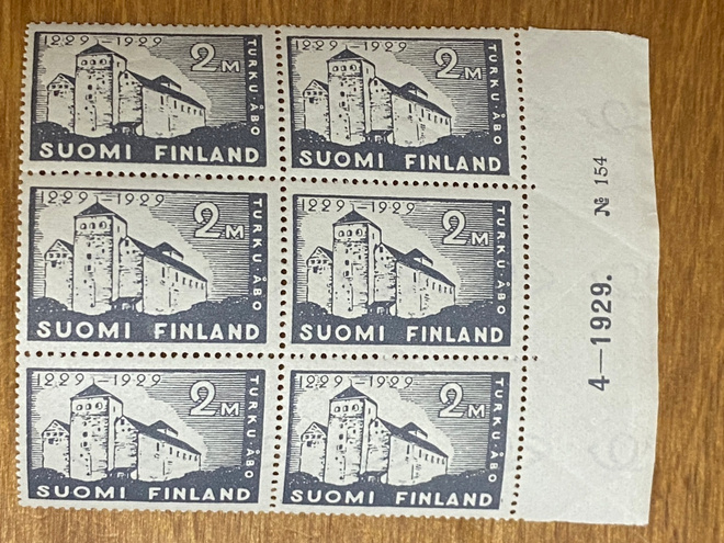 TURUN 700-VUOTISJUHLA 2MK NUMERO KUUSILO**