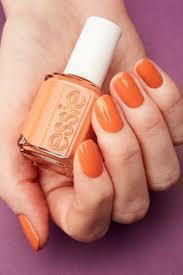 Essie kynsilakka Frilly Lilies