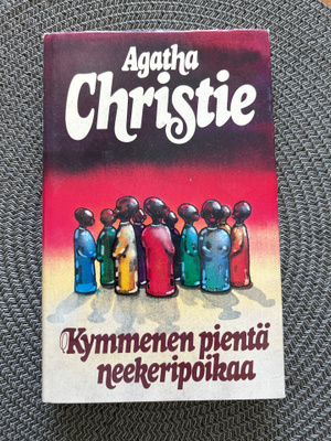 Agatha Christie Kymmenen pientä neekeripoikaa