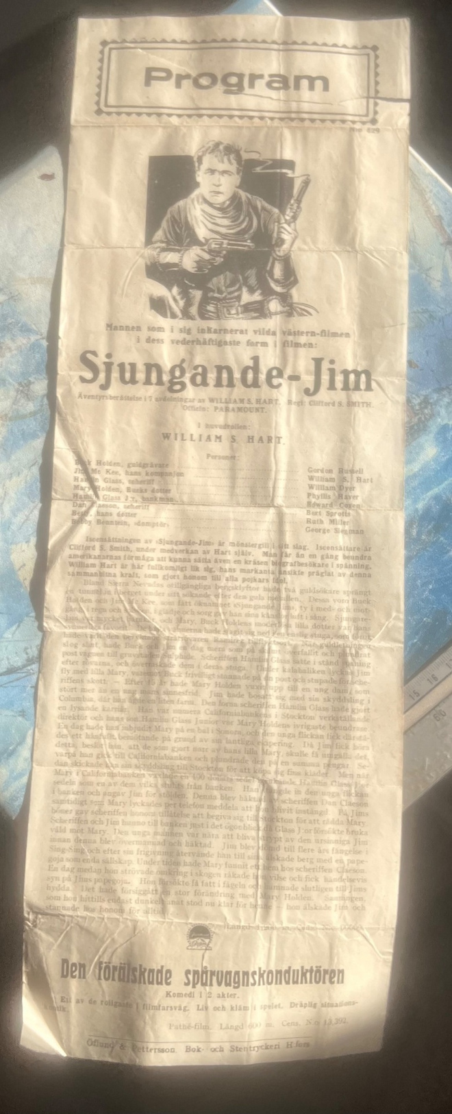Valokuva elokuvan ohjelmalehtinen Laulaja-Jim W. Hart