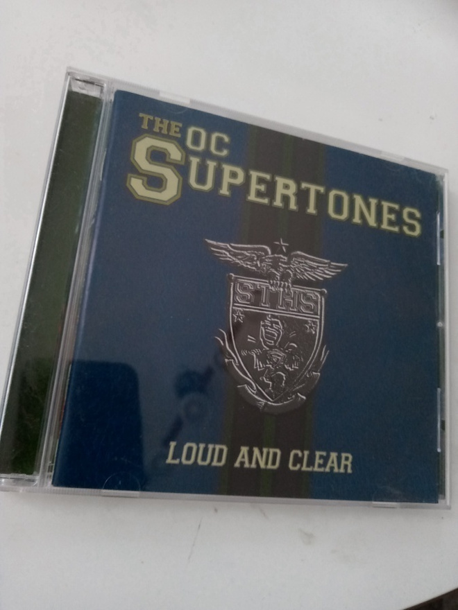 CD The OC SUPERTONES - Loud and Clear  ( Sis.postikulut )