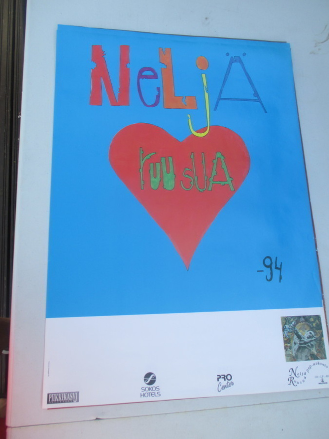 NELJÄ RUUSUA - vanha keikkajuliste v 1994
