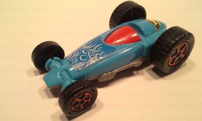 Hot Wheels C-66 McDonald's 2010 muoviauto 9,5 cm