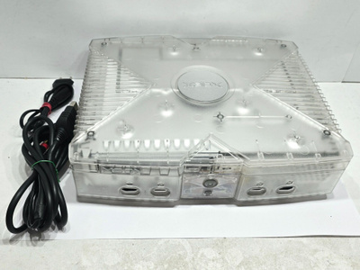 Xbox Crystal konsoli korjattavaksi
