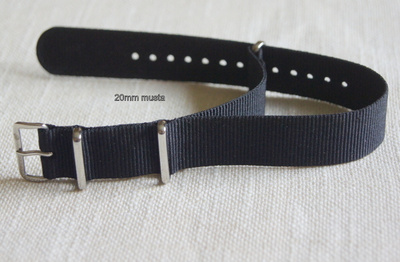 NATO - 20 mm musta ranneke