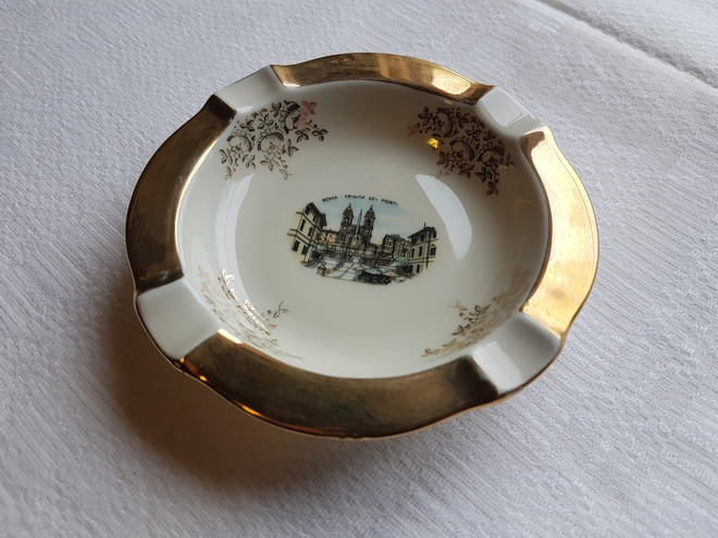 Roma Trinita Dei Monti TUHKAKUPPI