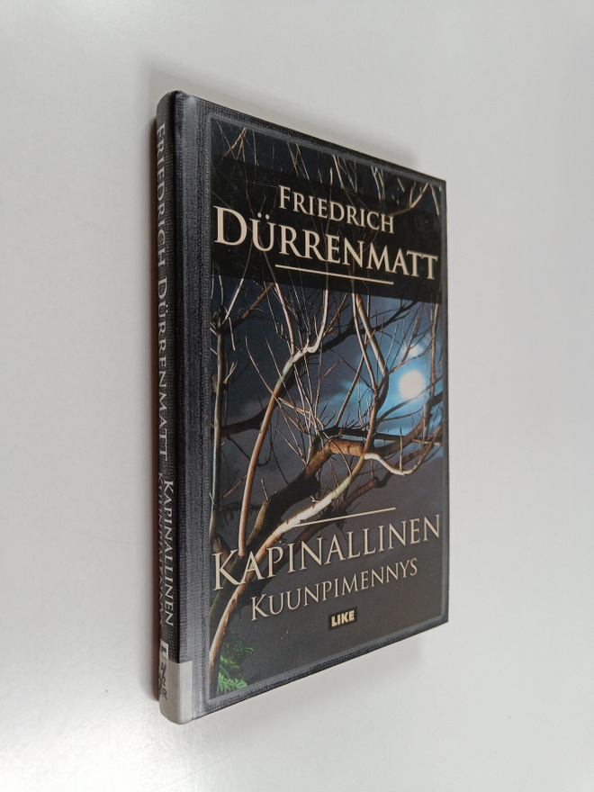 Friedrich Durrenmatt : Kuunpimennys ; Kapinallinen