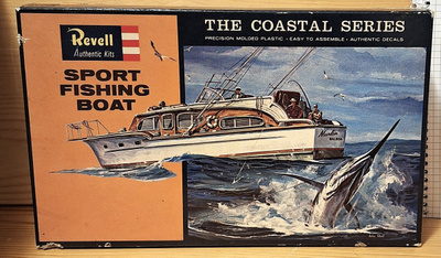 Revell  Sport Fishing Boat