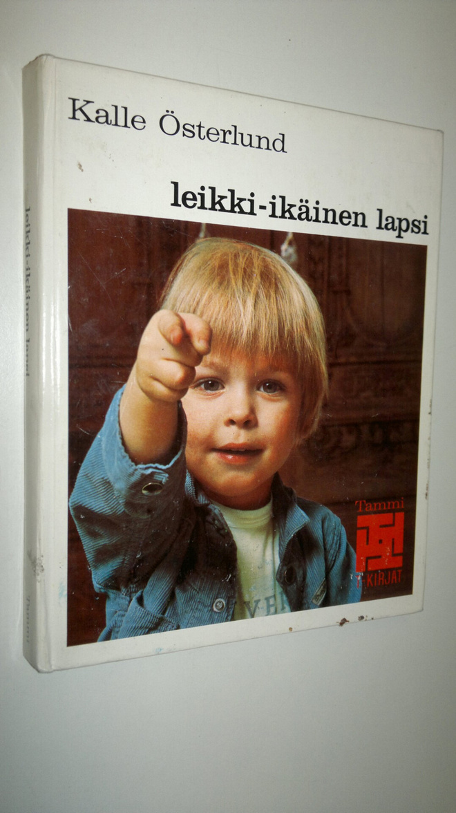 Kalle Österlund : Leikki-ikäinen lapsi
