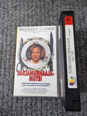 Sarjamurhaajamutsi (Kathleen Turner) VHS