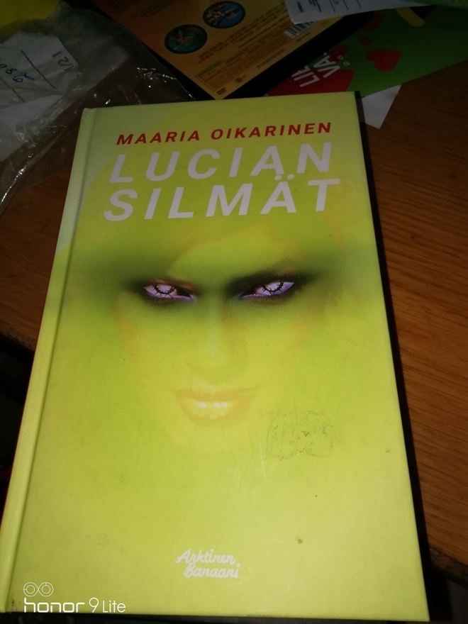Maaria Oikarinen Lucian silmät