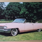 Cadillac, komean vaaleanpunaisena, ei p. - pikkukuva 1