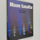 Hannu Nyman : Maan tasalta - pikkukuva 1