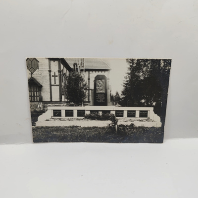 Reisjärvi: 1928 Sankaripatsas ***